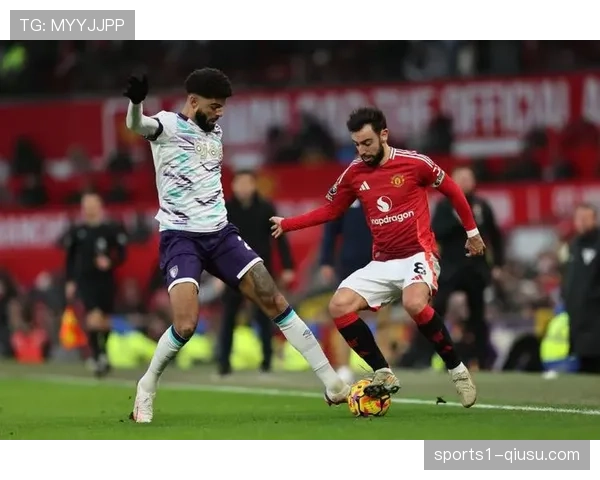 纽卡斯尔联对阵曼联 边后卫内切战术成焦点