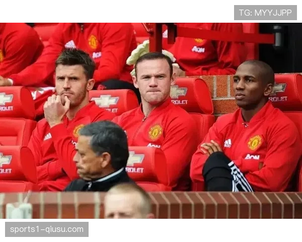 卡里克治下曼联三场零封 防守体系质变源于非对称战术